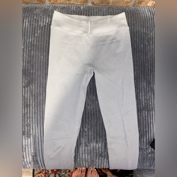 Bo and Tee seamless leggings size small - Picture 5 of 5